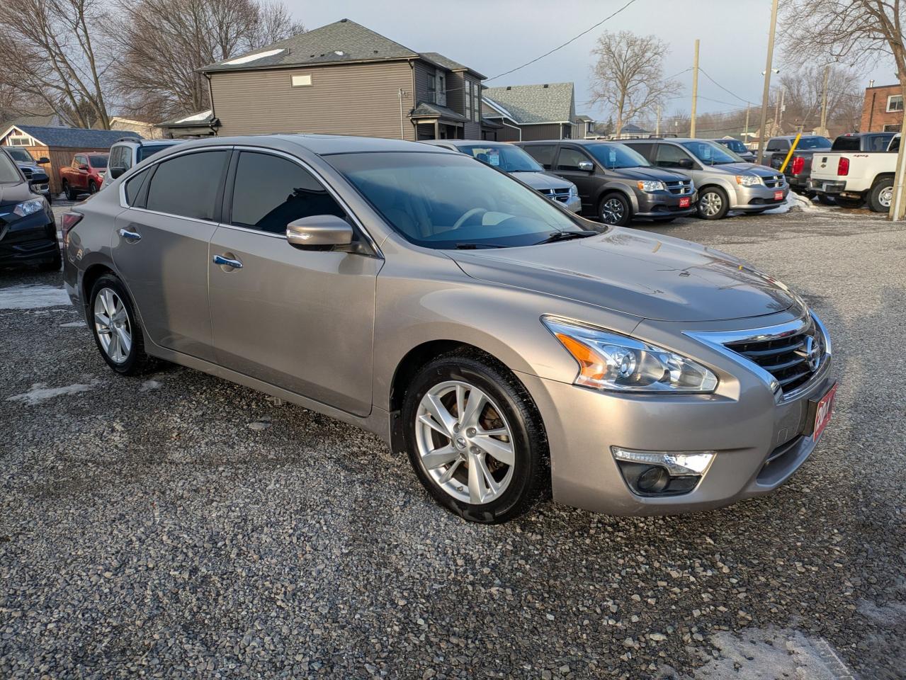 2014 Nissan Altima 4dr Sdn I4 CVT 2.5 SL Photo
