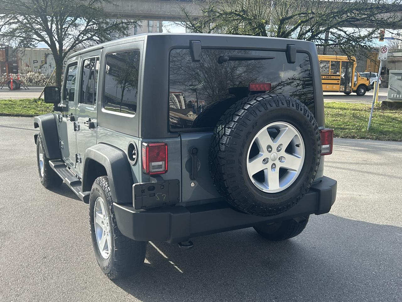 2015 Jeep Wrangler SPORT - Photo #3