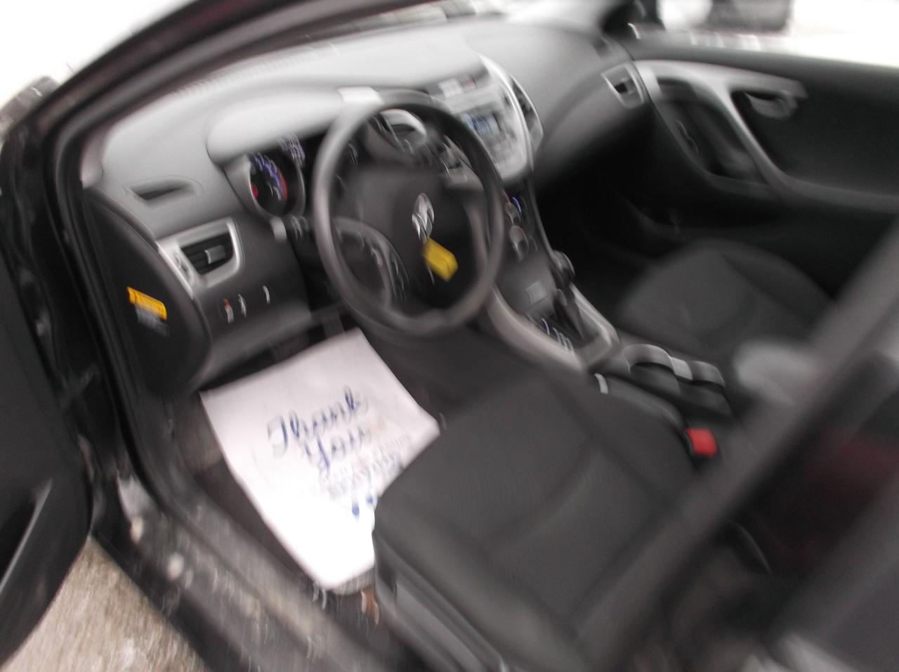 2013 Hyundai Elantra SE SPORT Photo