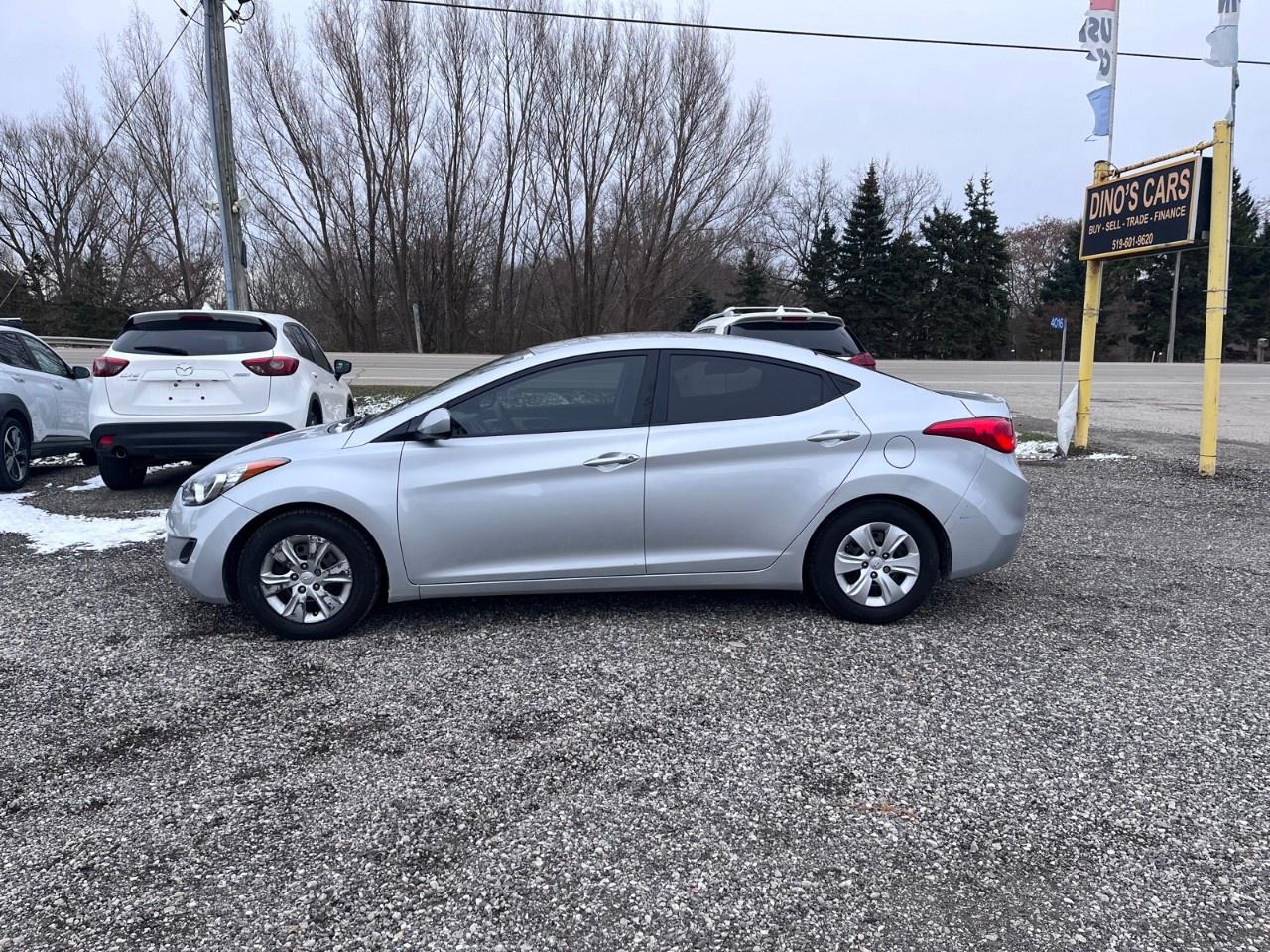 2013 Hyundai Elantra 4dr Sdn Auto L *Ltd Avail* Photo
