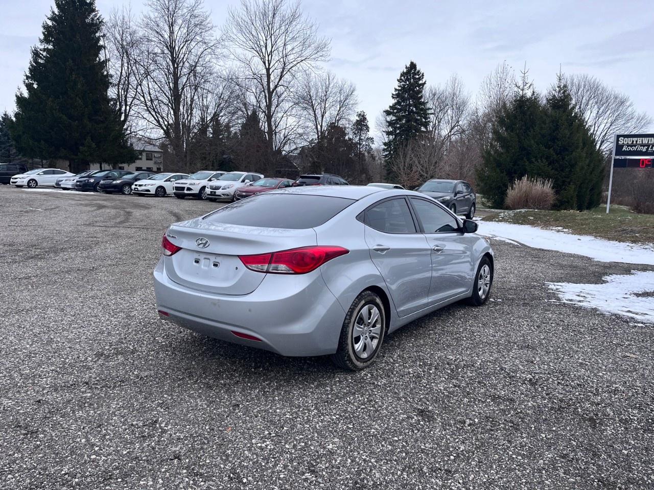 2013 Hyundai Elantra 4dr Sdn Auto L *Ltd Avail* Photo