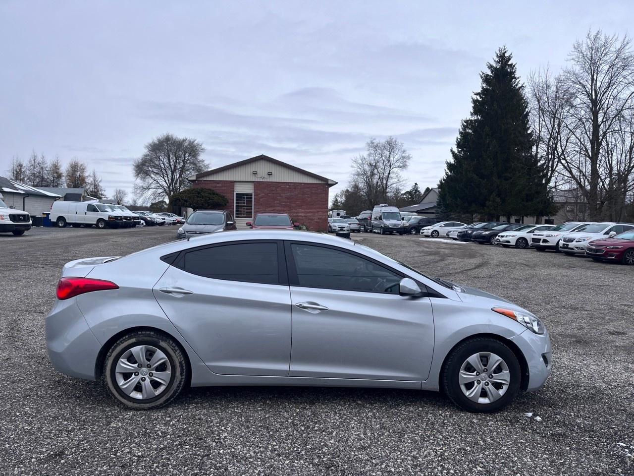 2013 Hyundai Elantra 4dr Sdn Auto L *Ltd Avail* Photo