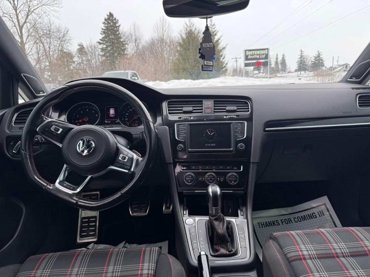 2017 Volkswagen Golf GTI 5dr HB DSG Autobahn Photo