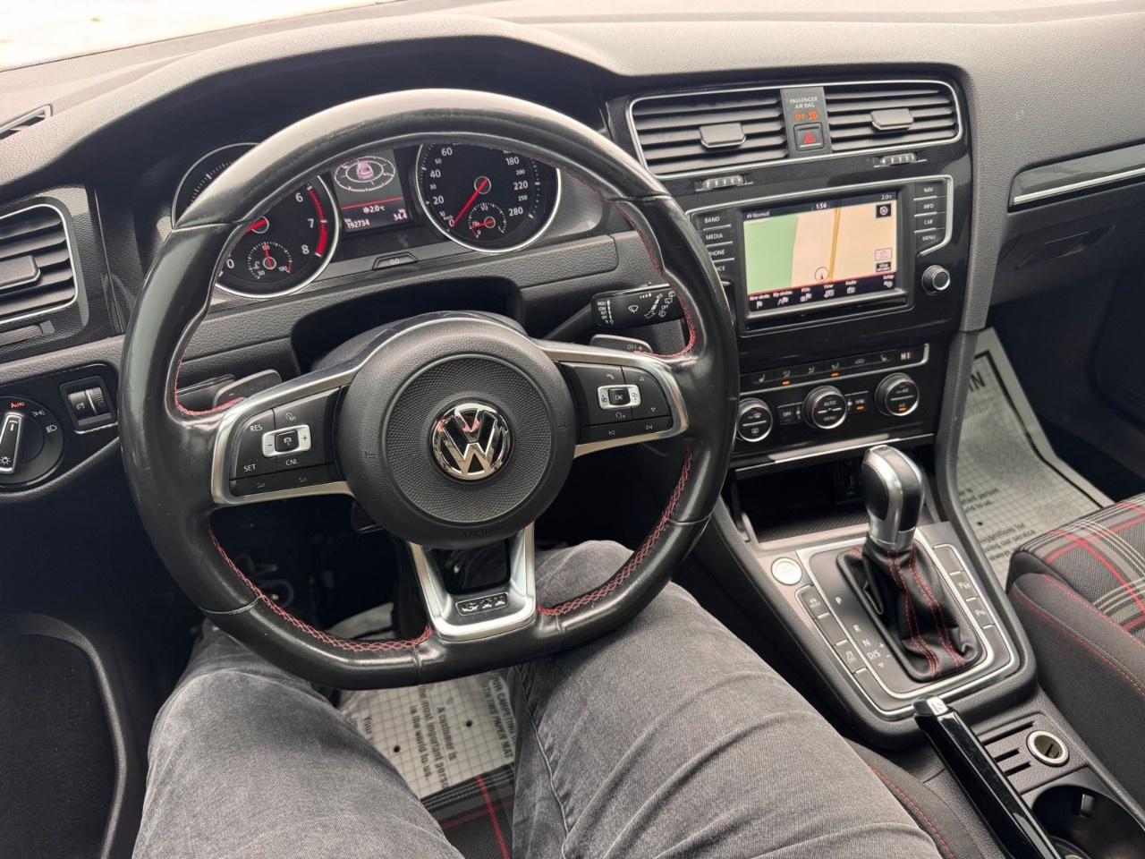 2017 Volkswagen Golf GTI 5dr HB DSG Autobahn Photo
