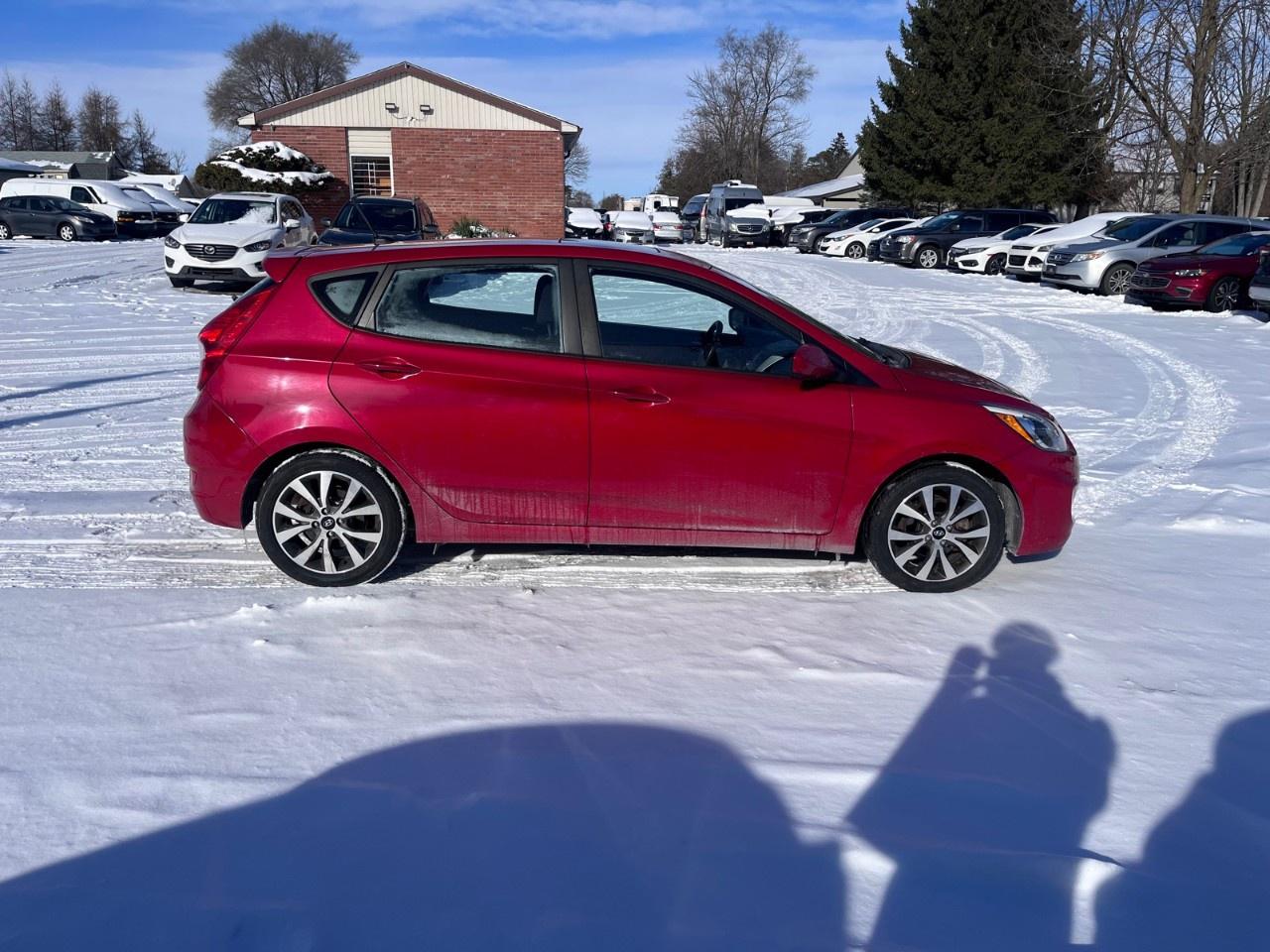 2017 Hyundai Accent 5DR HB AUTO SE Photo