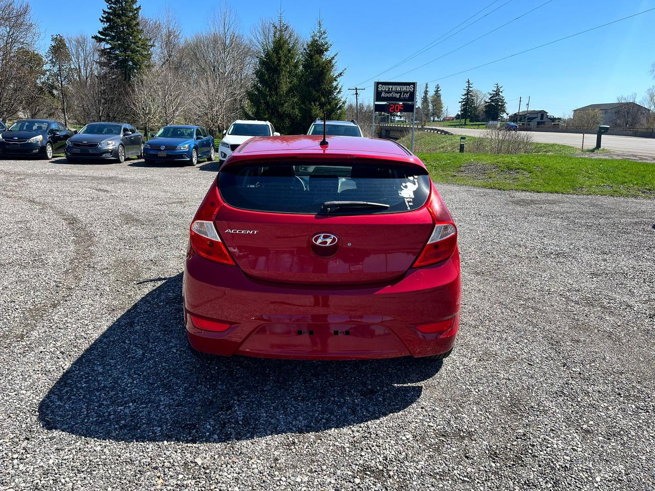 2017 Hyundai Accent 5DR HB AUTO SE Photo