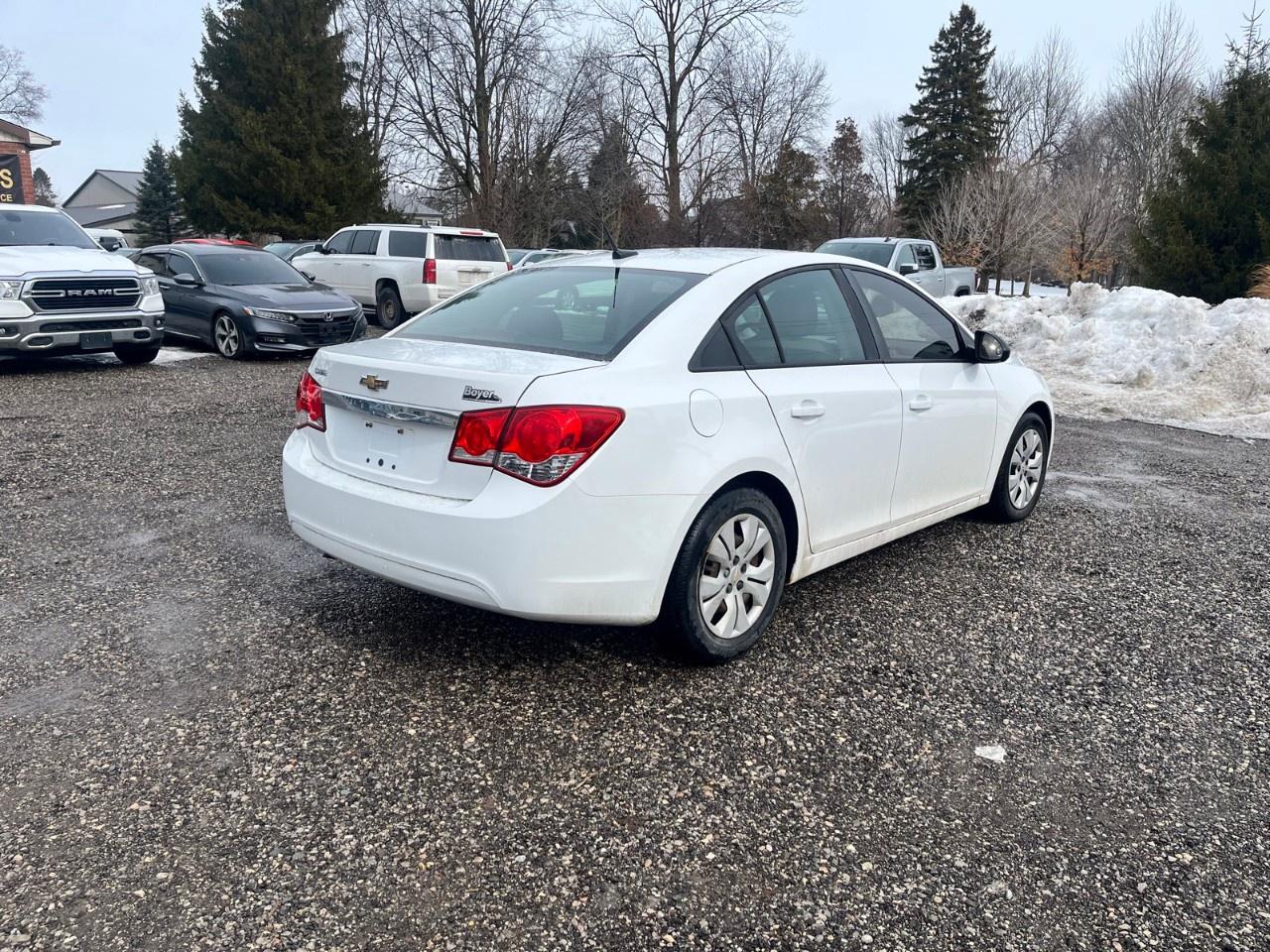 2014 Chevrolet Cruze 4dr Sdn 2LS Photo