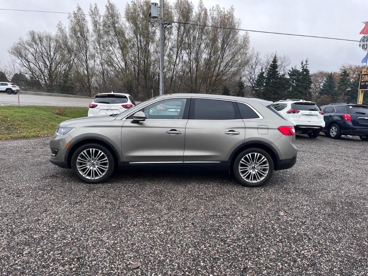 2017 Lincoln MKX AWD 4DR RESERVE Photo