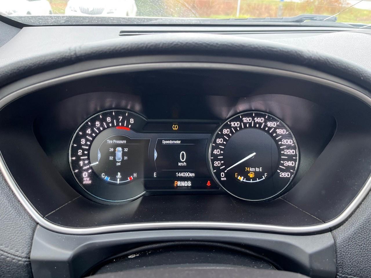 2017 Lincoln MKX AWD 4DR RESERVE Photo