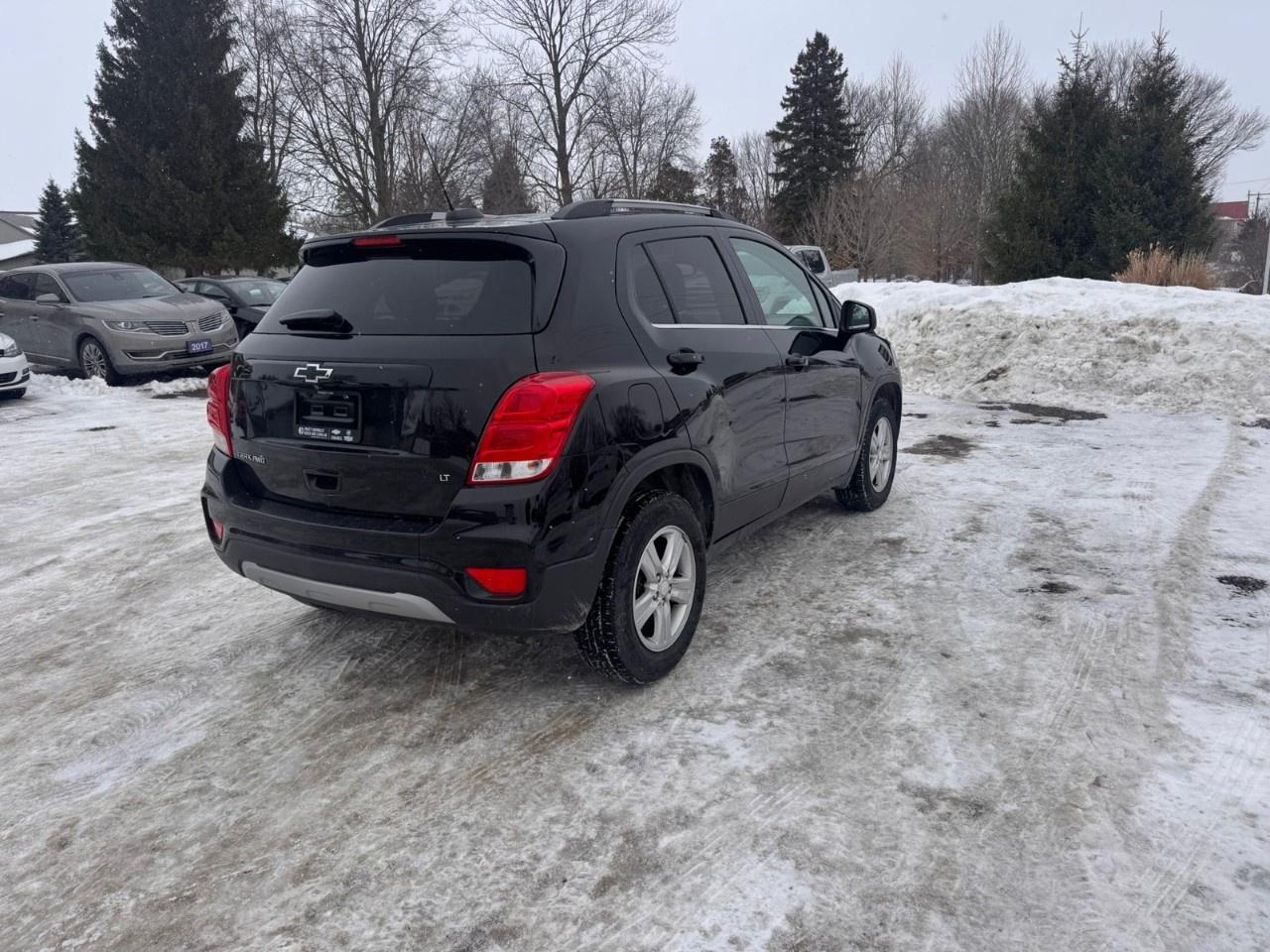 2019 Chevrolet Trax AWD 4dr LT Photo