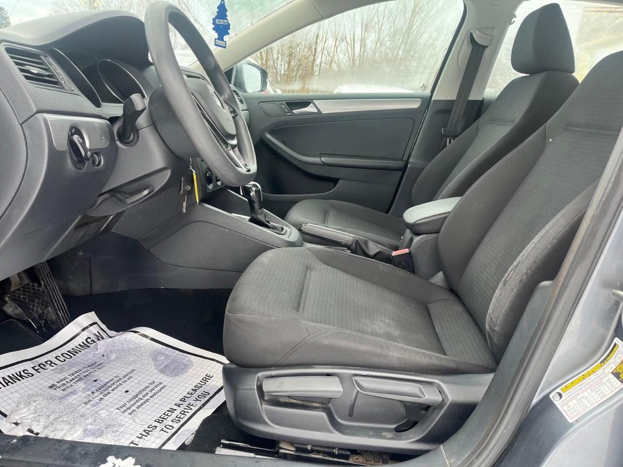 2016 Volkswagen Jetta Sedan 4DR 1.4 TSI AUTO TRENDLINE Photo