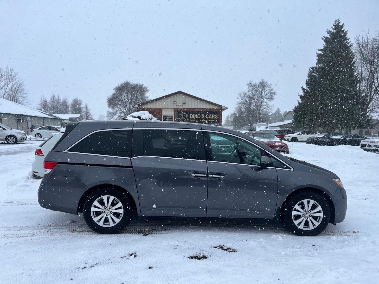 2016 Honda Odyssey EX with Rear Entertainment System Photo3