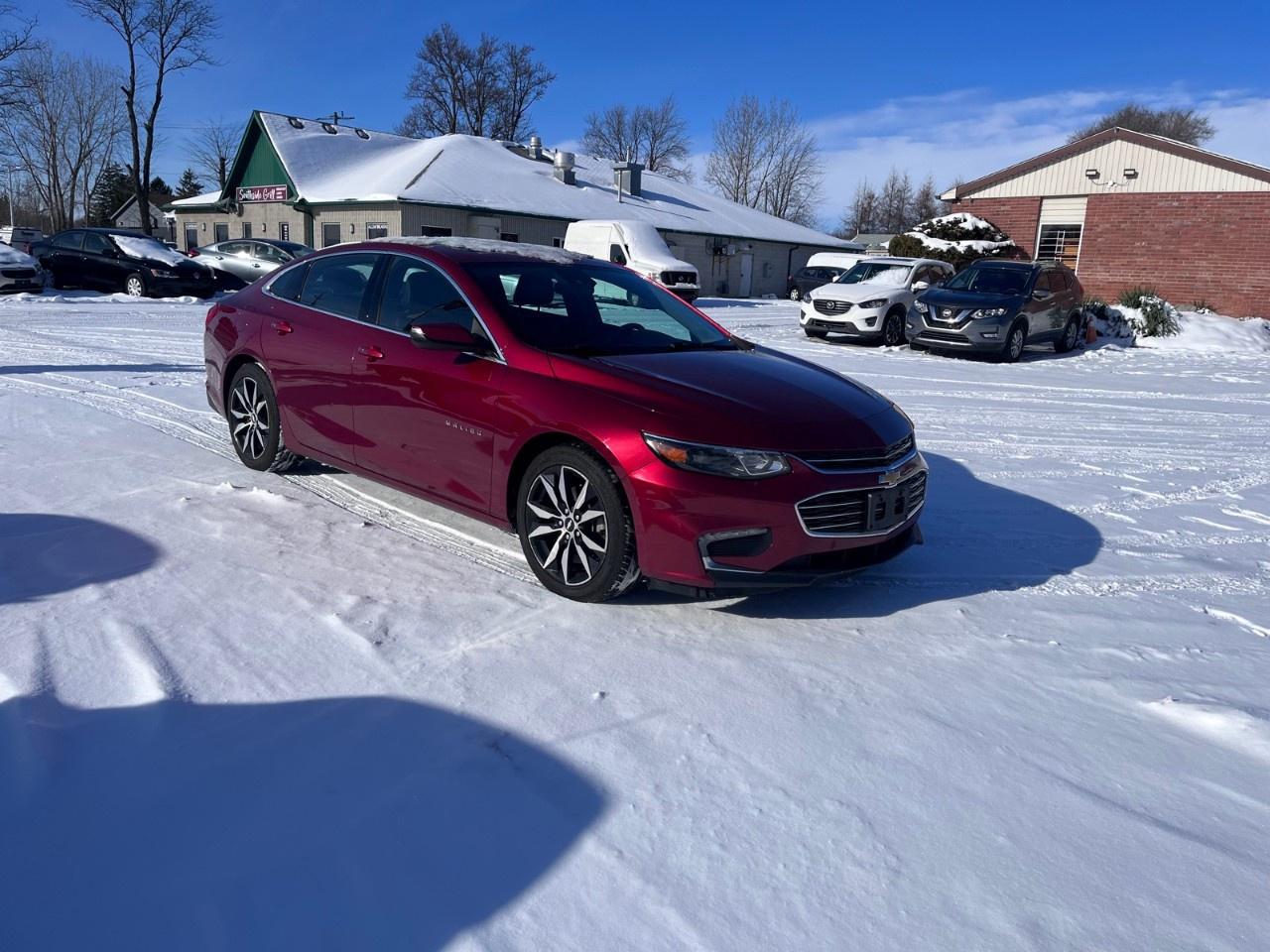 2018 Chevrolet Malibu 4dr Sdn LT w/1LT Photo3