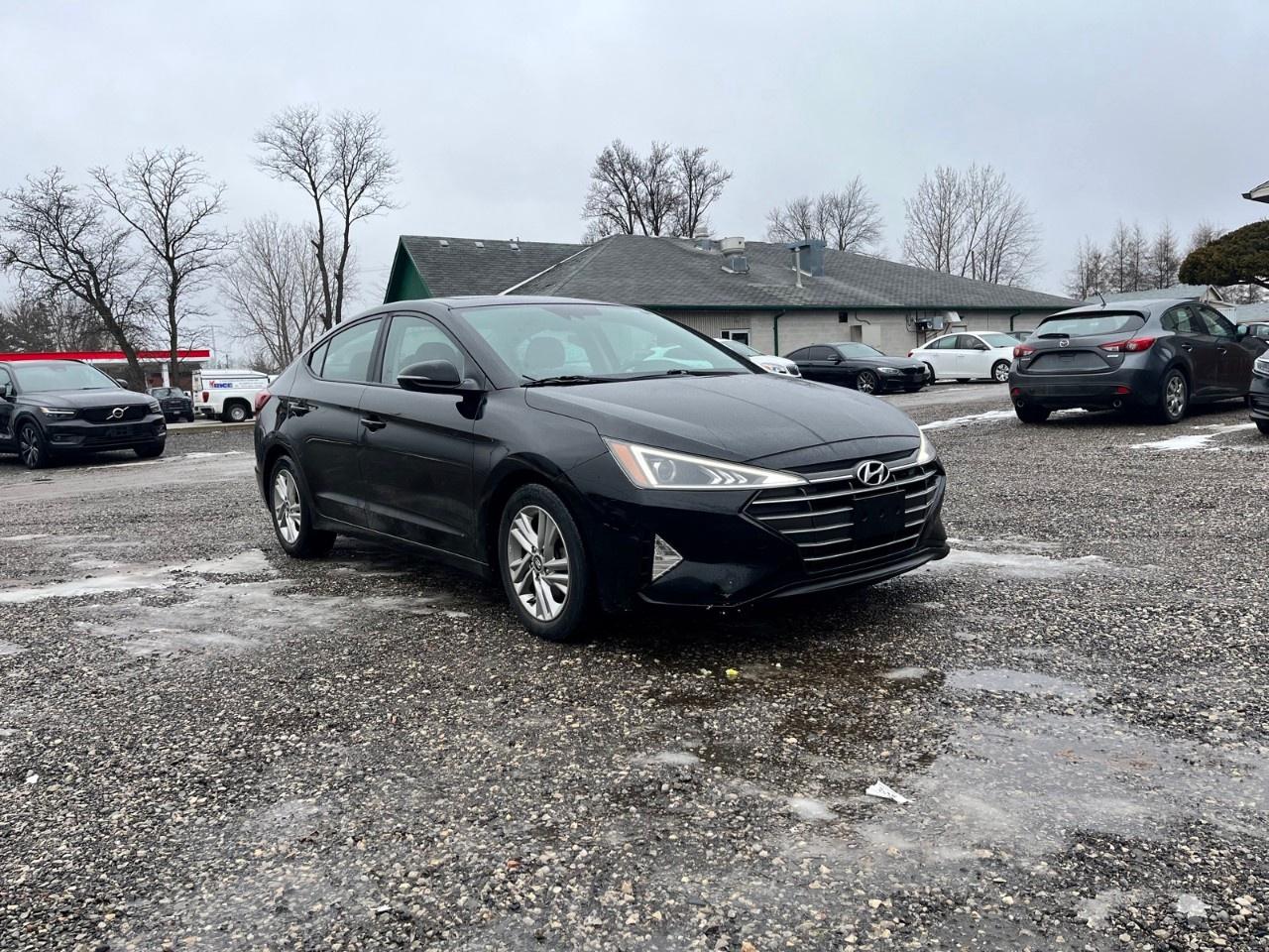 2020 Hyundai Elantra Preferred w/Sun & Safety Package IVT Photo