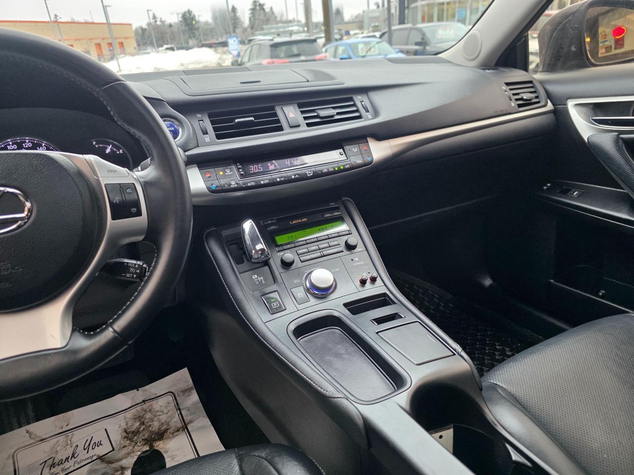 2012 Lexus CT 200h HYBRID | One Owner | Accident Free Photo