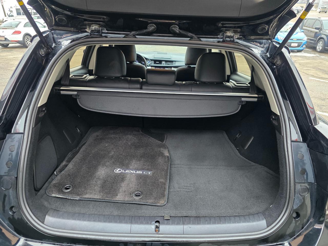 2012 Lexus CT 200h HYBRID | One Owner | Accident Free Photo