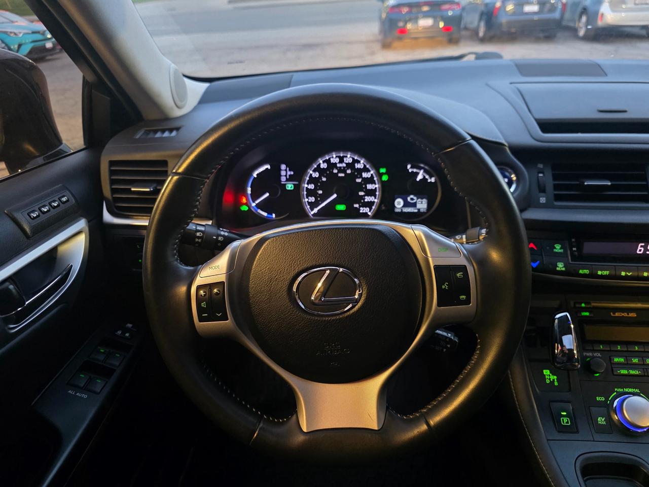 2012 Lexus CT 200h HYBRID | One Owner | Accident Free | Backup Camera | Heated Seats Photo