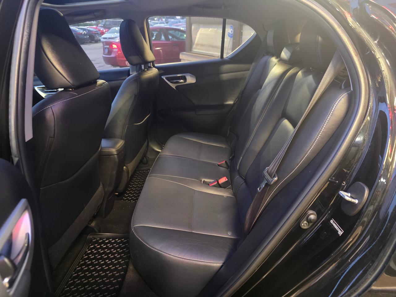 2012 Lexus CT 200h HYBRID | One Owner | Accident Free | Backup Camera | Heated Seats Photo