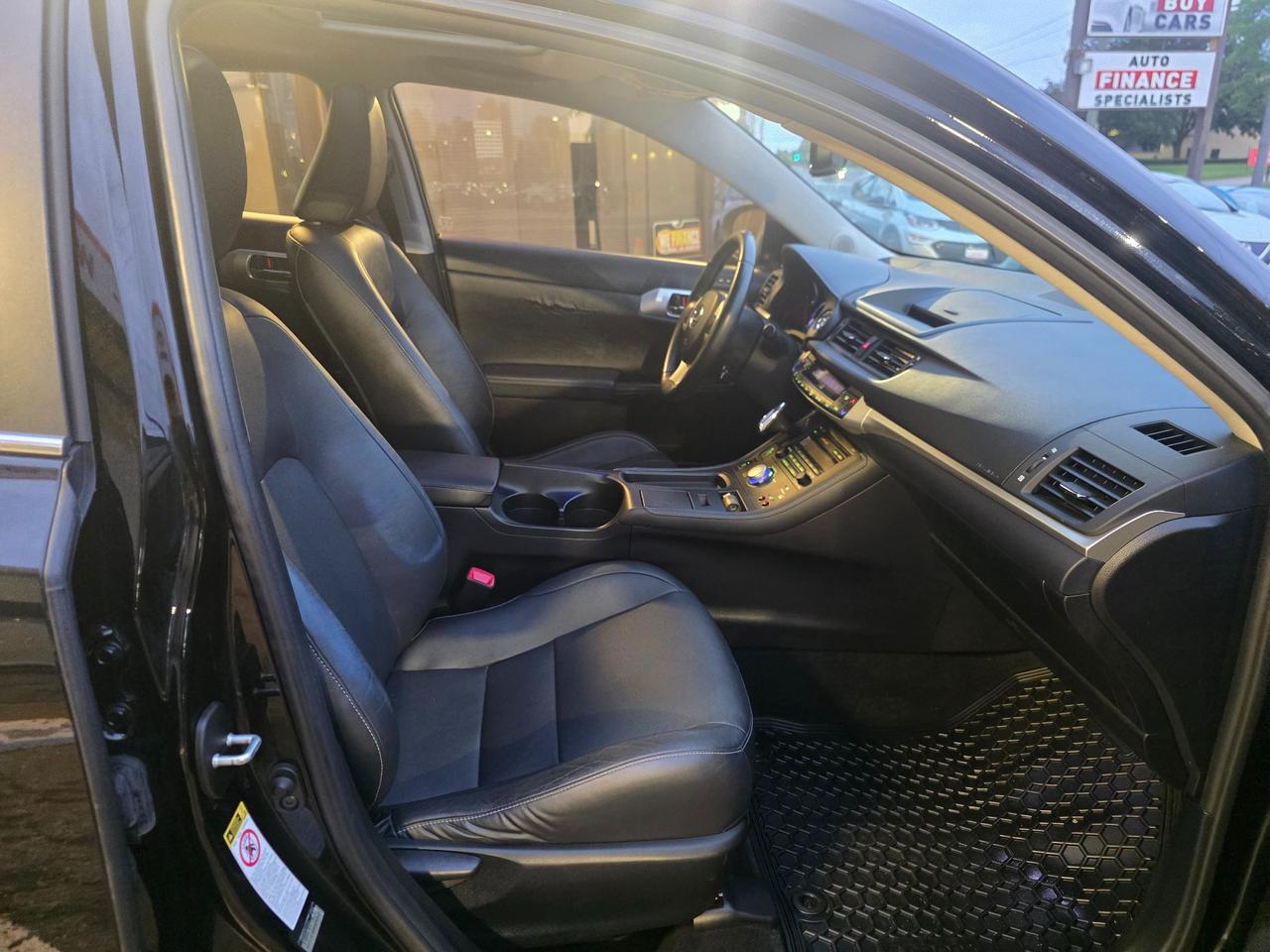 2012 Lexus CT 200h HYBRID | One Owner | Accident Free | Backup Camera | Heated Seats Photo