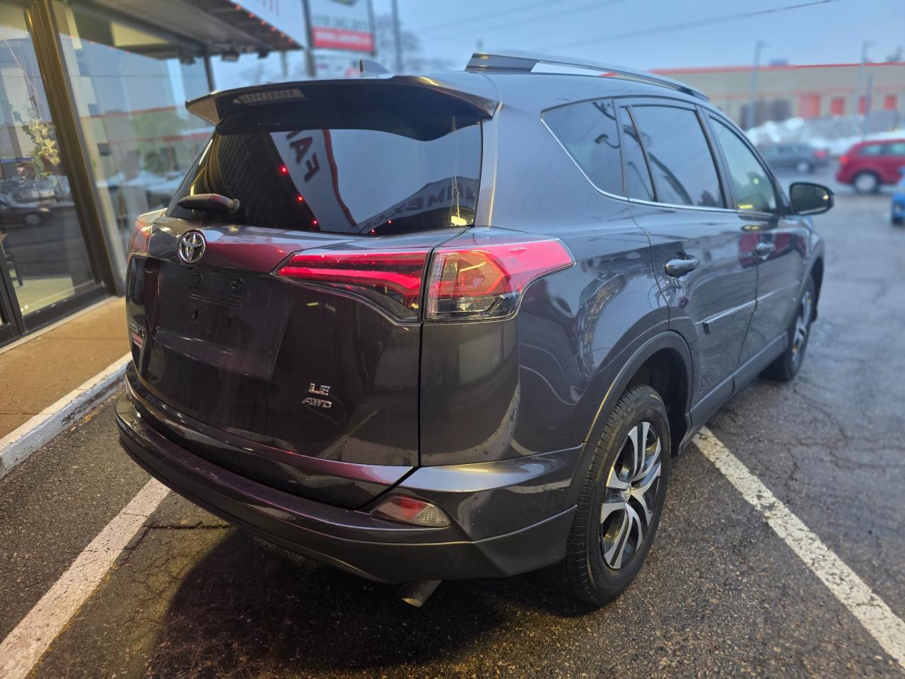 2018 Toyota RAV4 **SALE PENDING** Photo