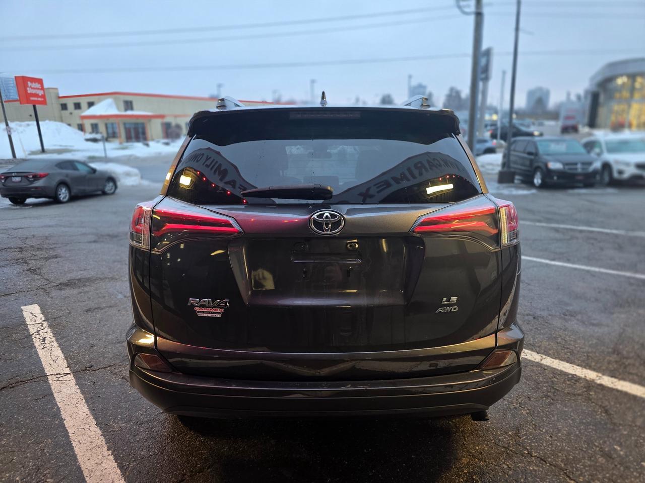 2018 Toyota RAV4 **SALE PENDING** Photo