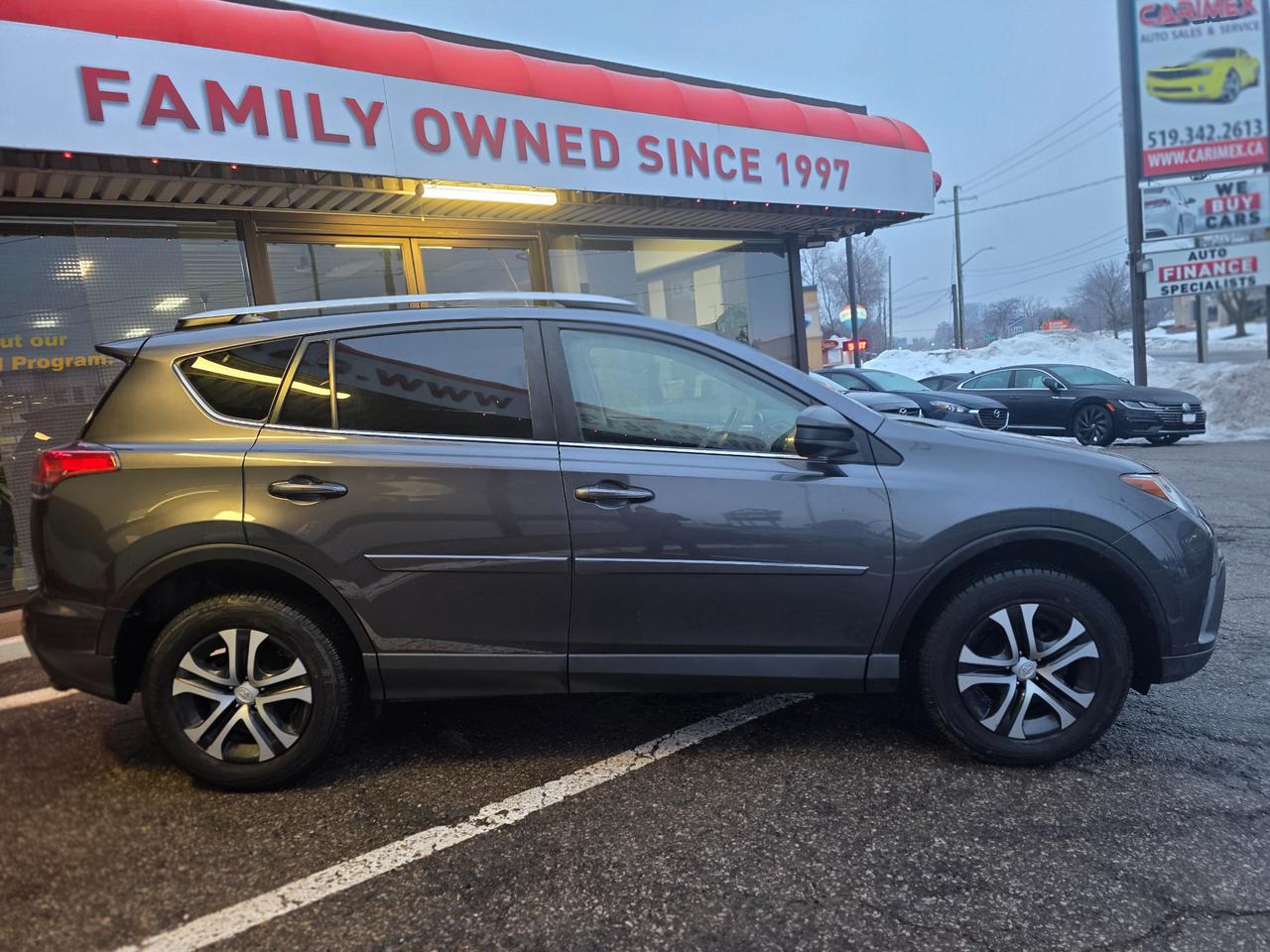 2018 Toyota RAV4 **SALE PENDING** Photo