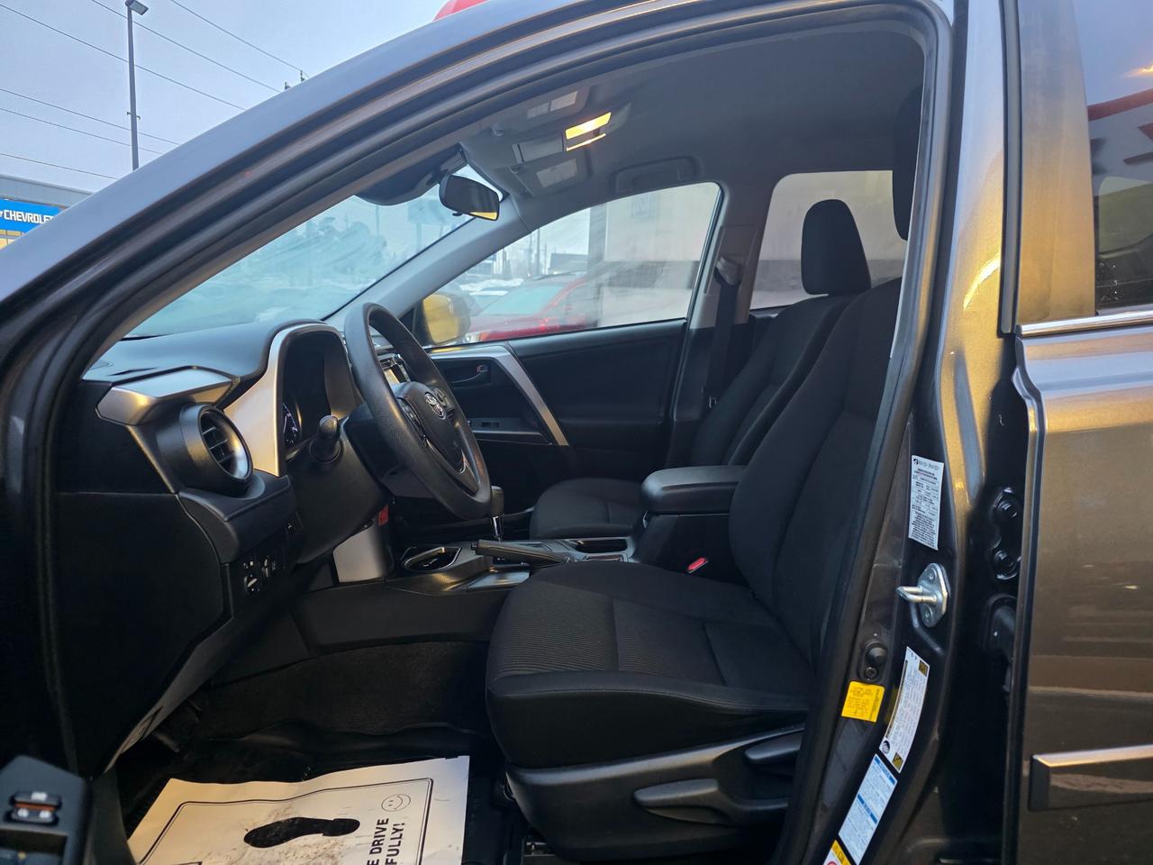 2018 Toyota RAV4 **SALE PENDING** Photo