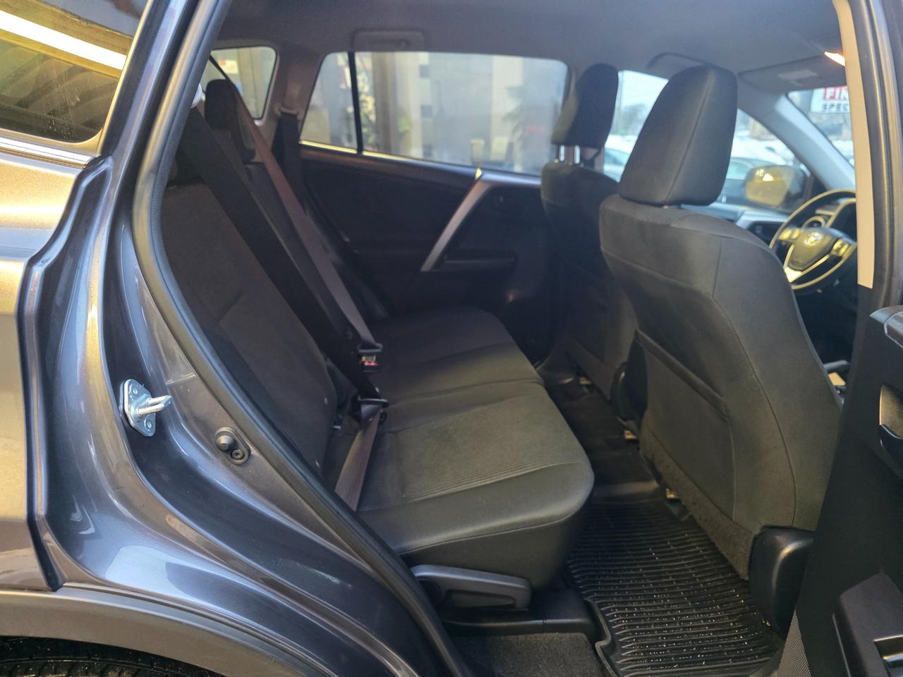 2018 Toyota RAV4 **SALE PENDING** Photo