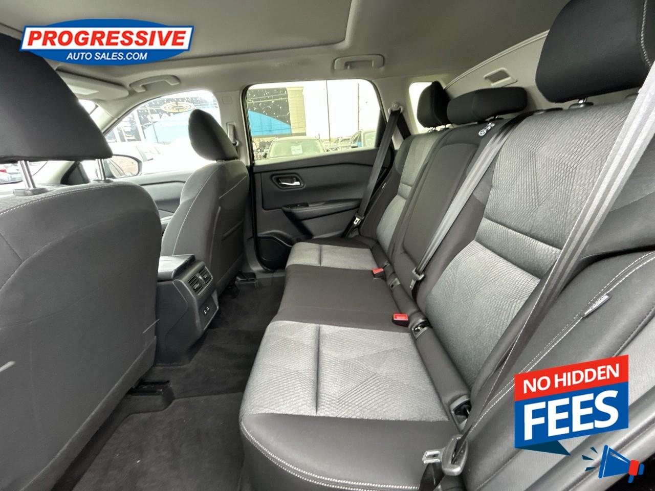 2025 Nissan Rogue SV MOONROOF Photo