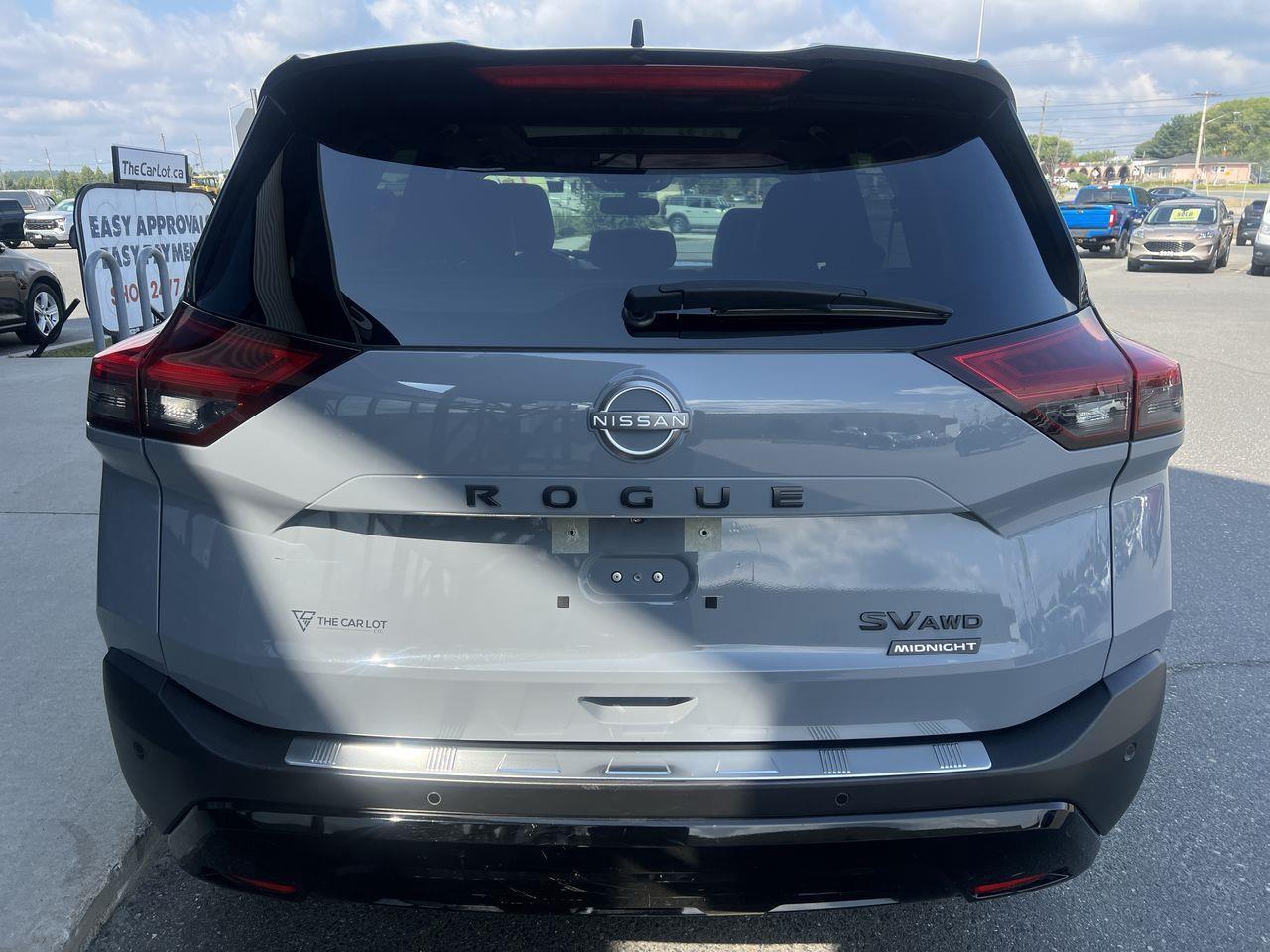 2023 Nissan Rogue SV Midnight Edition APPLE CARPLAY/ANDROID AUTO, MOONROOF, HEATED LEATHER SEATS, NAV, SIRIUS XM, CRUISE CONTROL, POWER LI Photo