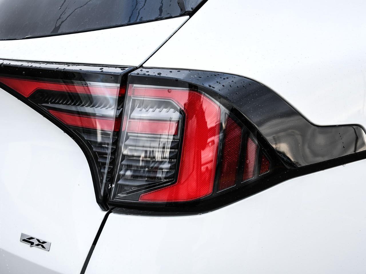 2026 Kia Sportage EX Premium w/Red Interior 2026 Kia Sportage – EX Premium Photo