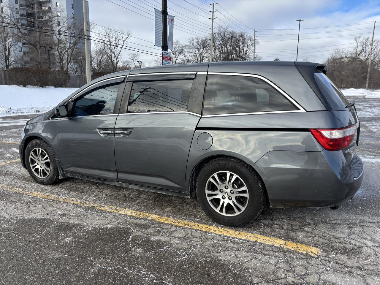 2013 Honda Odyssey EX/DVD/ REMOTE STARTER - Photo #4