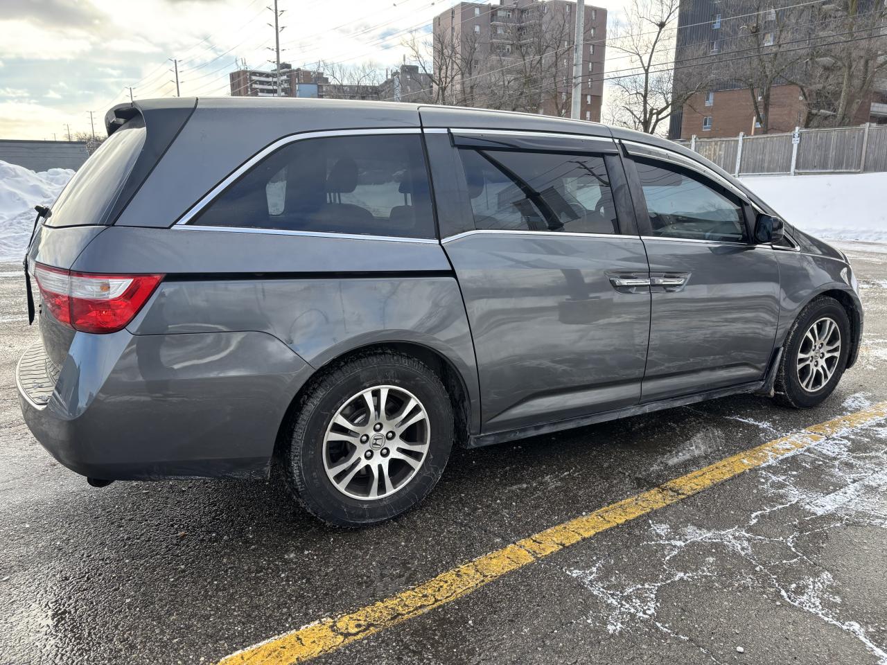 2013 Honda Odyssey EX/DVD/ REMOTE STARTER - Photo #9