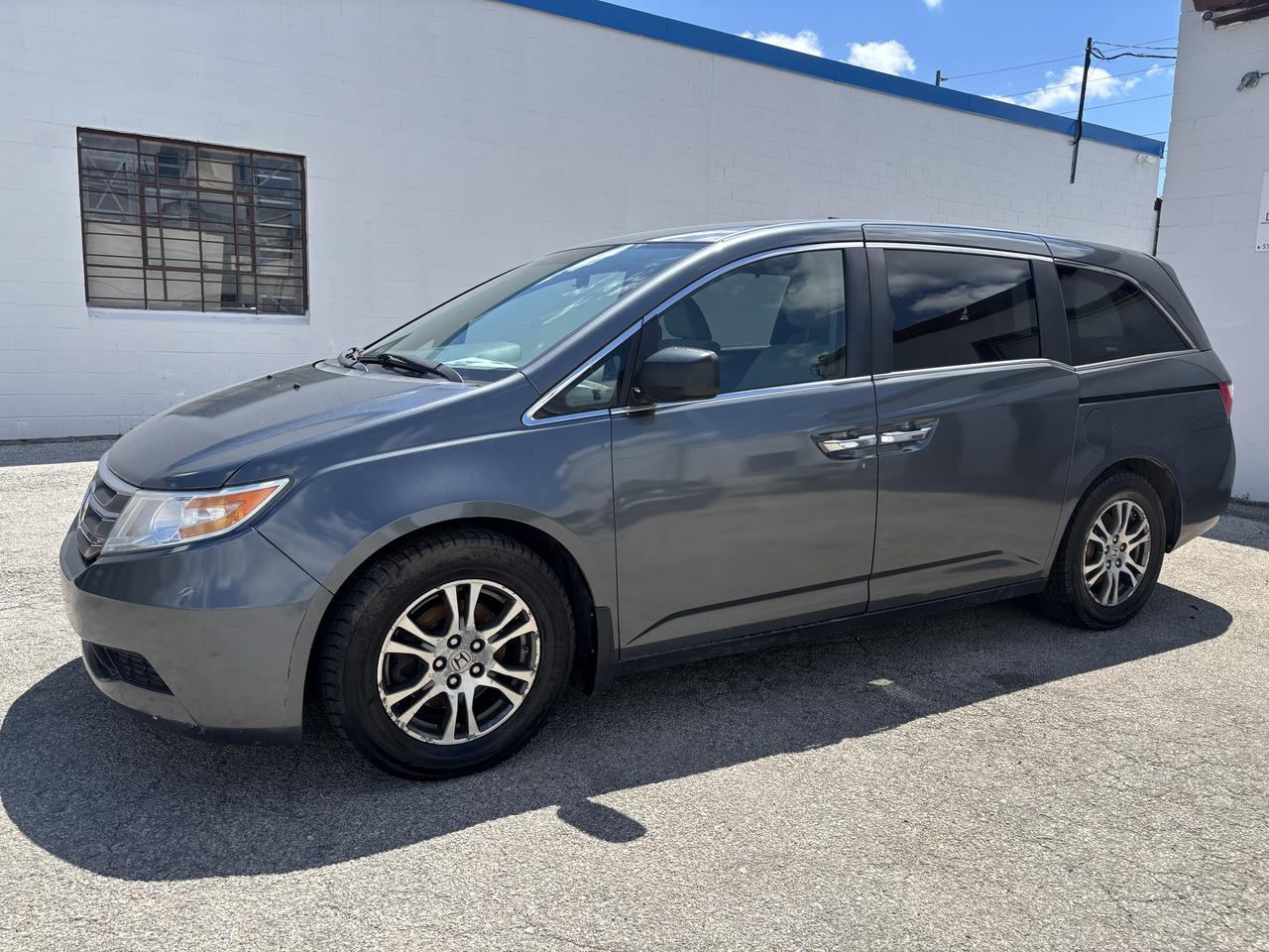 2013 Honda Odyssey EX/DVD/ REMOTE STARTER - Photo #5