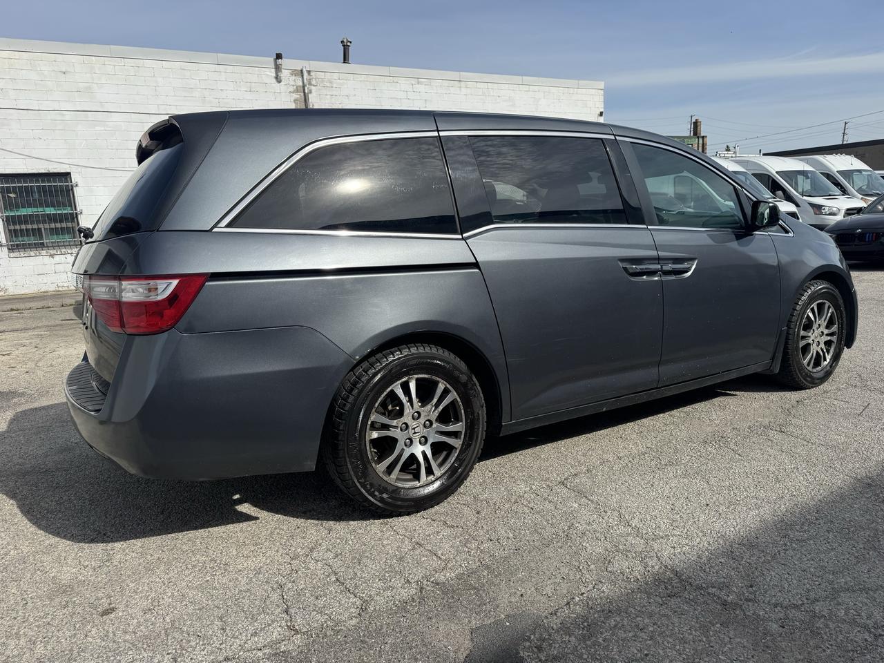 2013 Honda Odyssey EX Photo