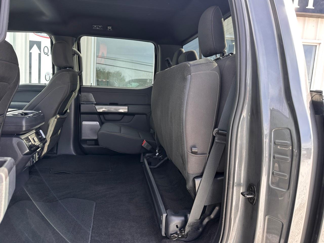 2023 Ford F-150 XLT 4WD SuperCrew 5.5' Box Photo