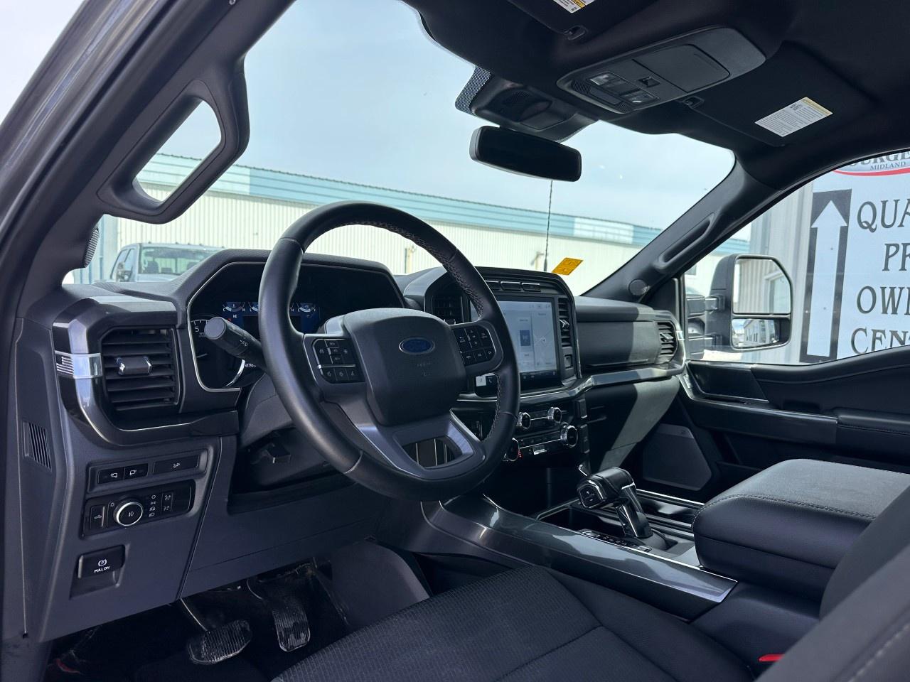 2023 Ford F-150 XLT 4WD SuperCrew 5.5' Box Photo