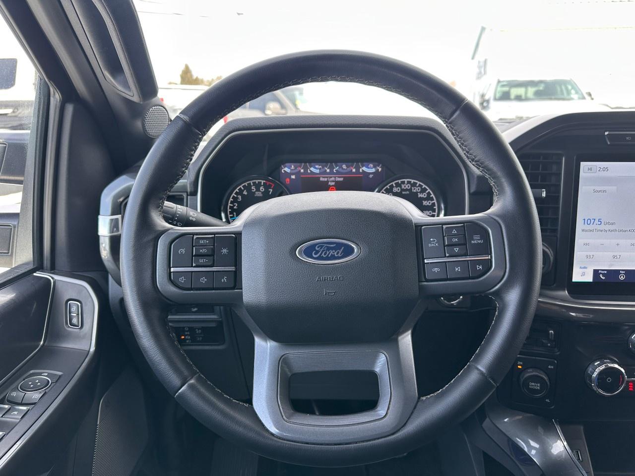 2023 Ford F-150 XLT 4WD SuperCrew 5.5' Box Photo