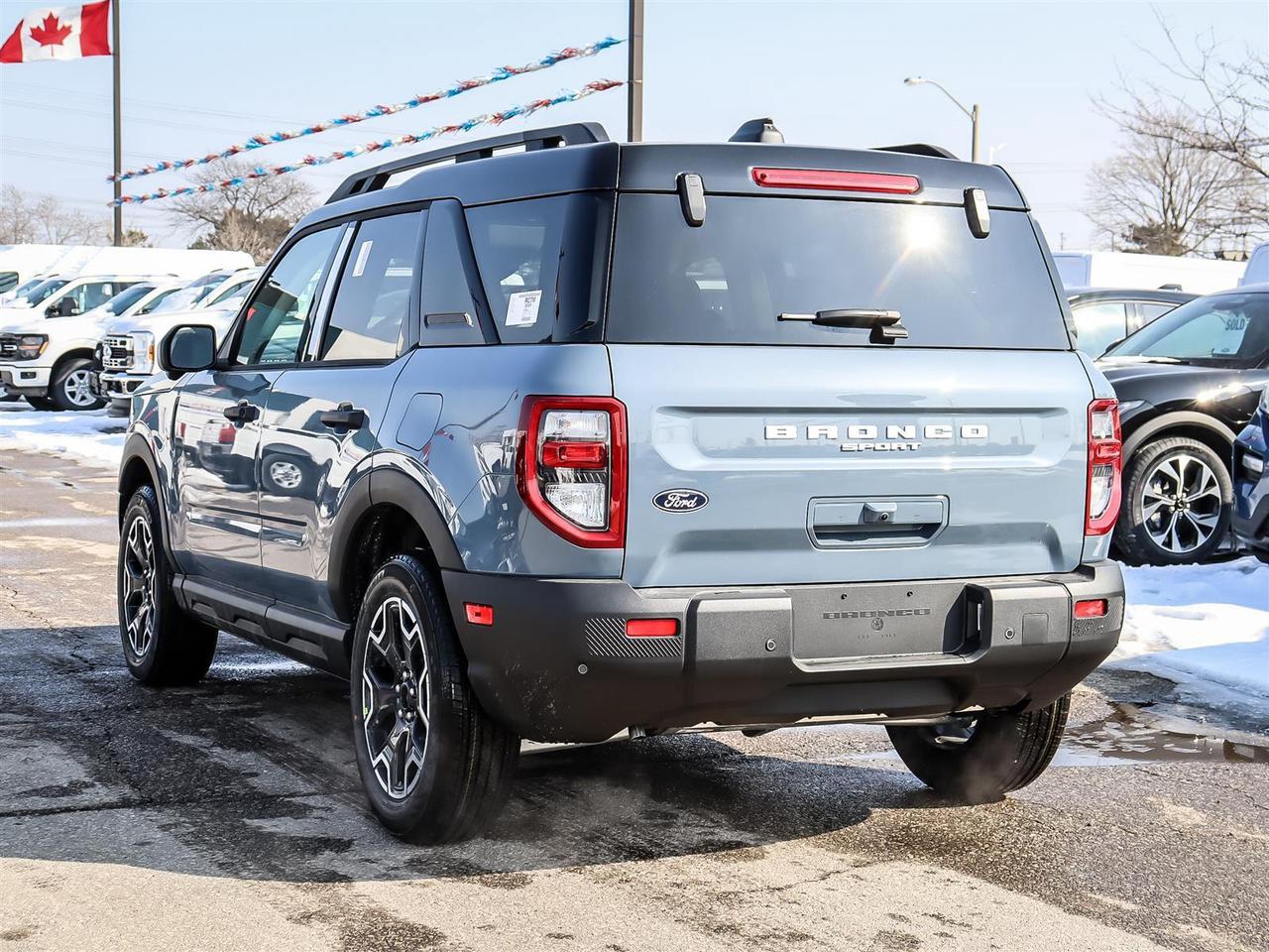 2026 Ford Bronco Sport Outer Banks Photo4