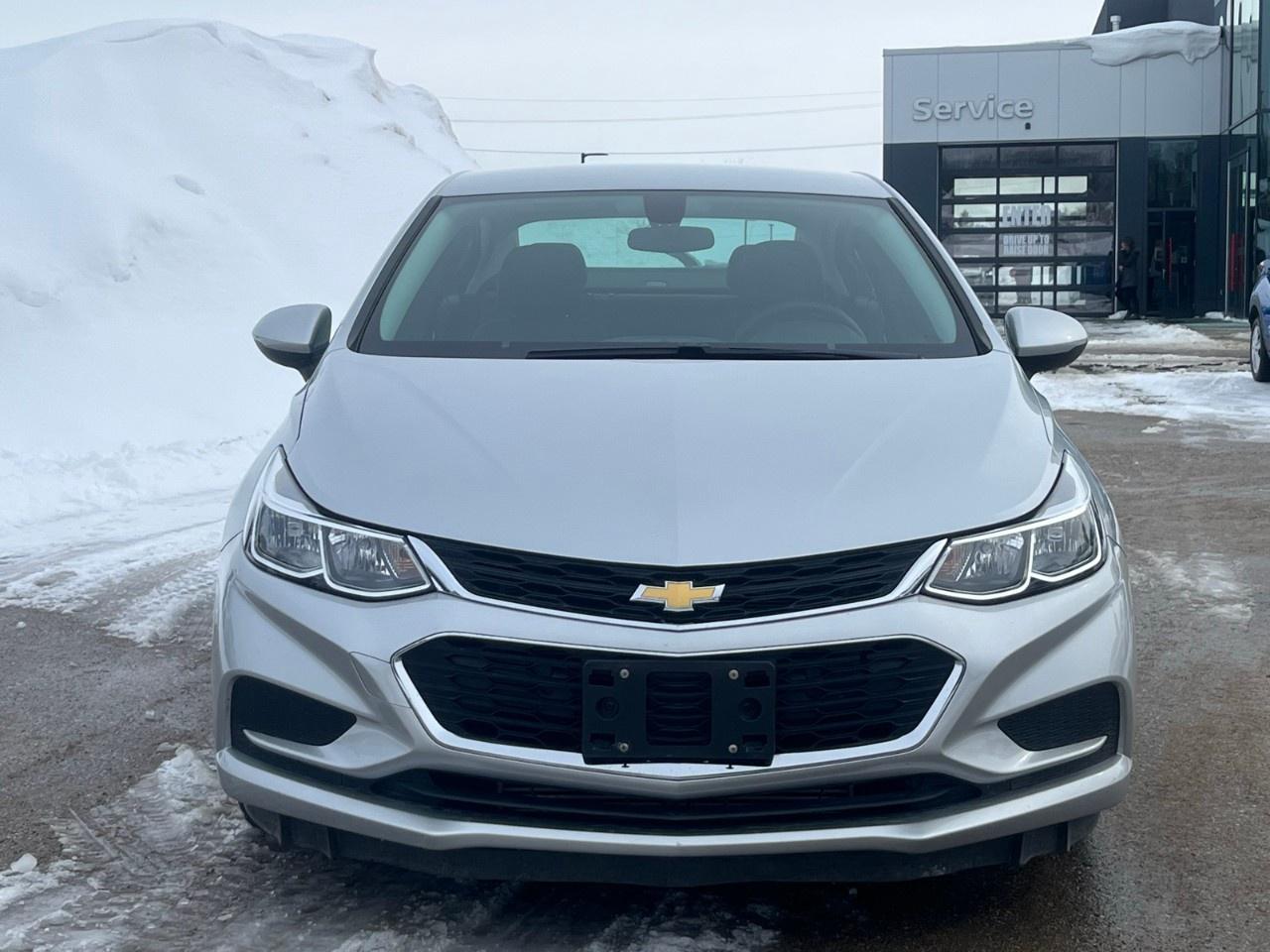 2016 Chevrolet Cruze 4dr Sdn Auto LS Photo