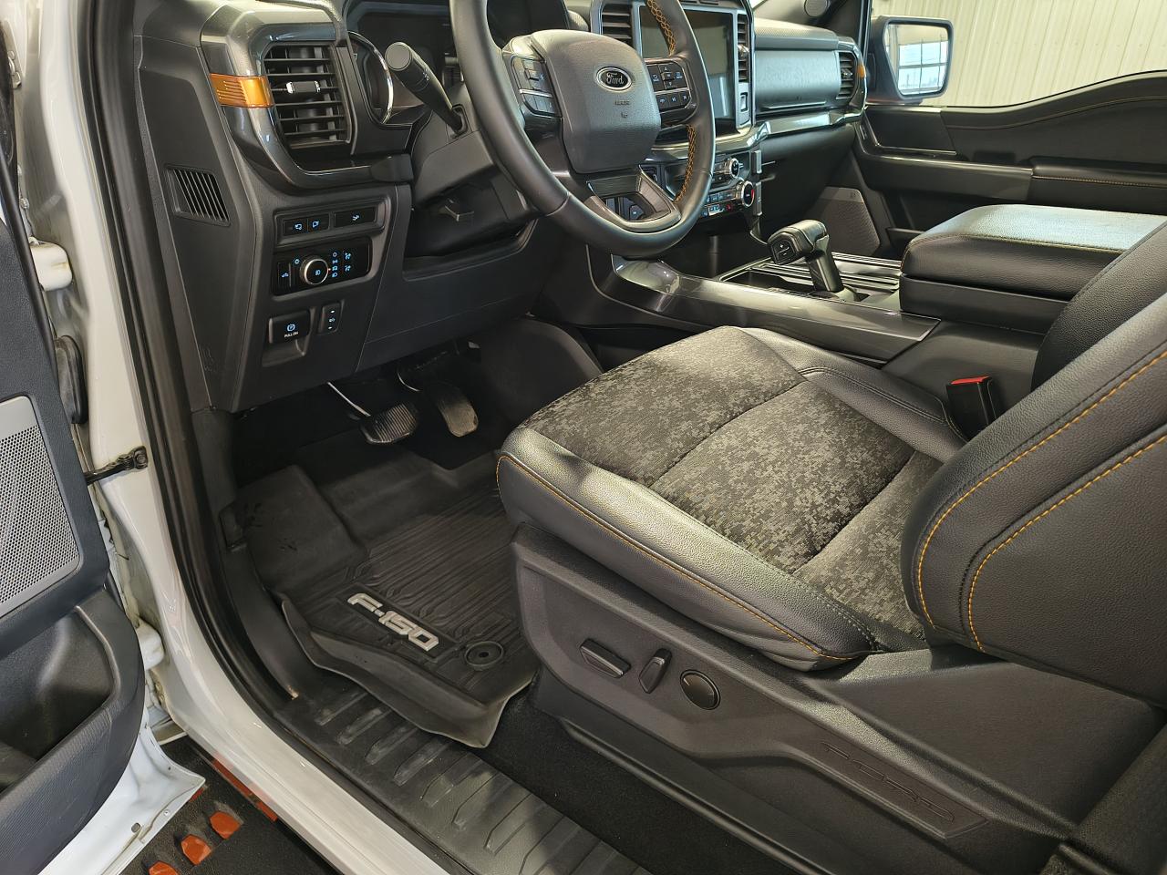 2023 Ford F-150 Tremor Photo0