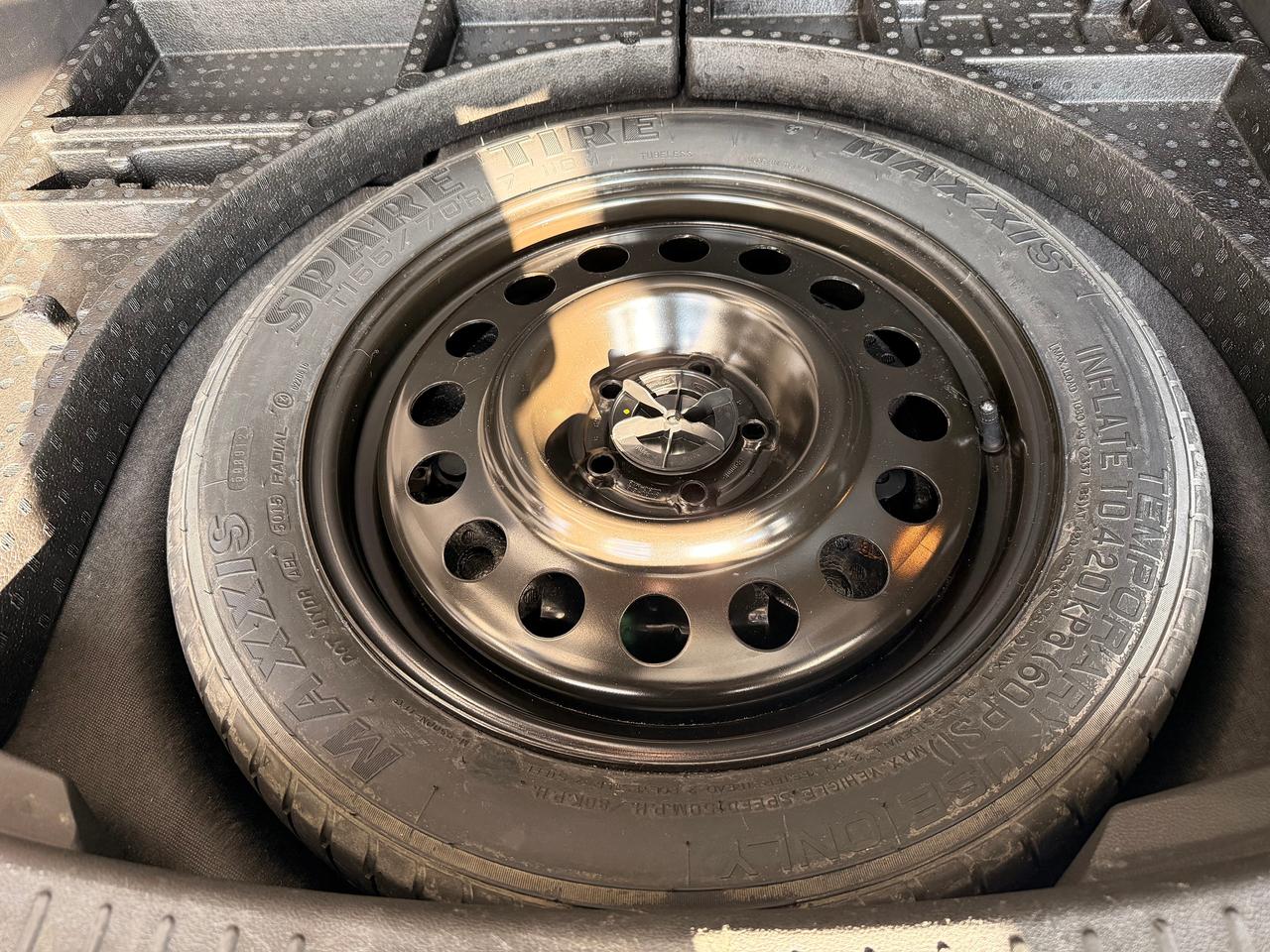 2017 Ford Escape SE+New Tires+Brakes+Camera+Heated Seats Photo