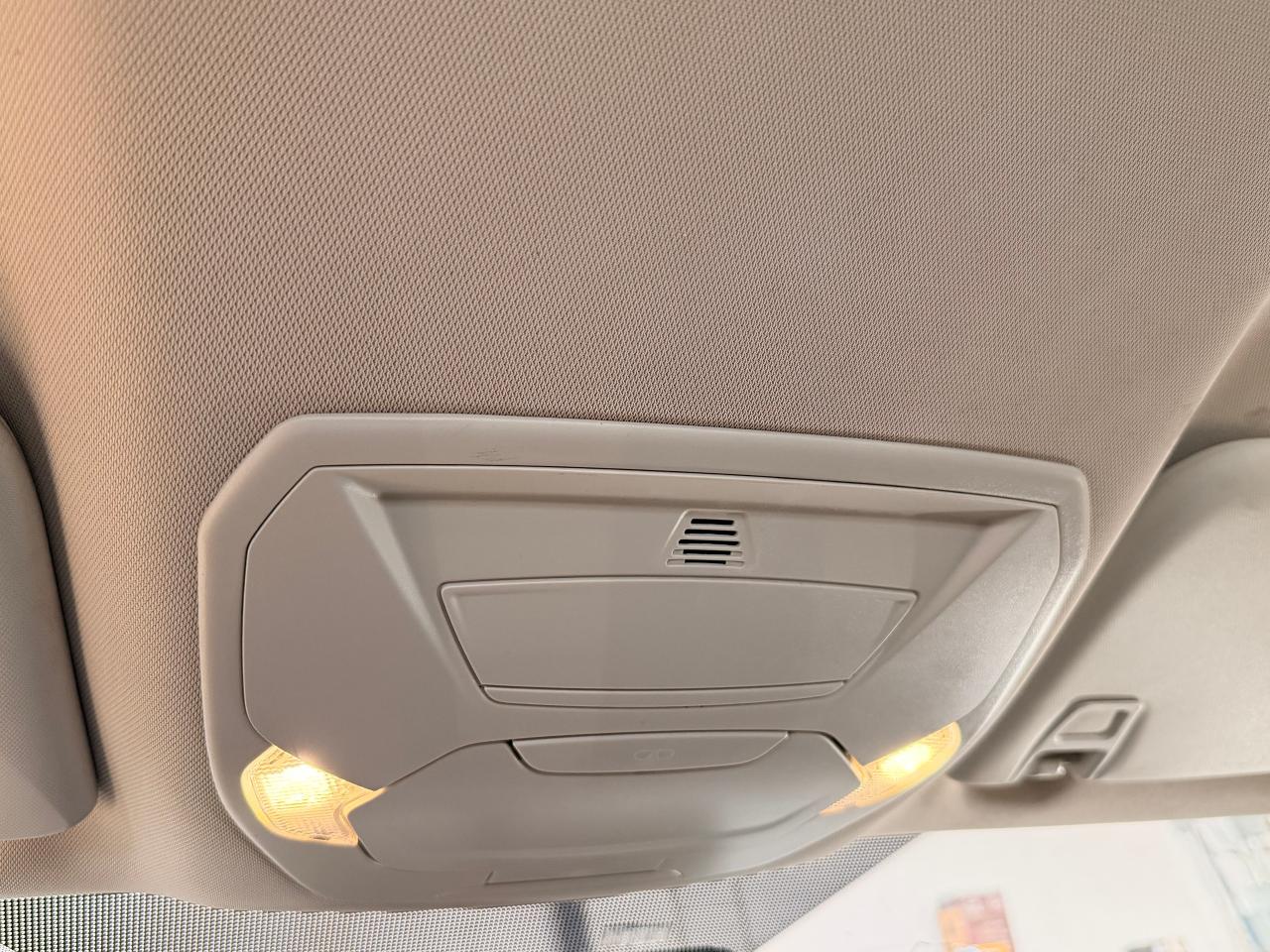 2017 Ford Escape SE+New Tires+Brakes+Camera+Heated Seats Photo43