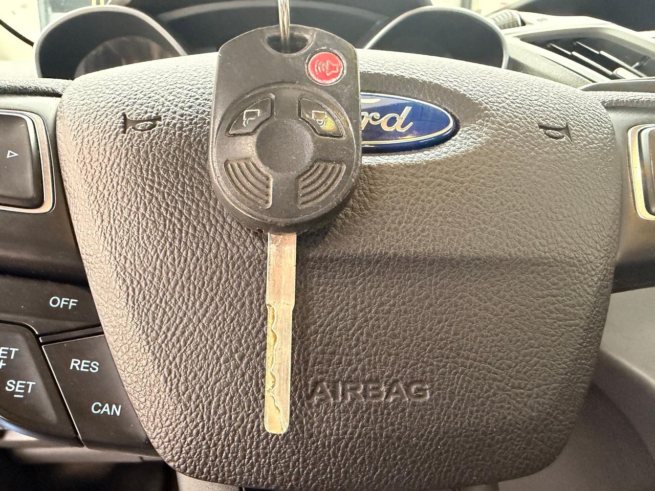 2017 Ford Escape SE+New Tires+Brakes+Camera+Heated Seats Photo