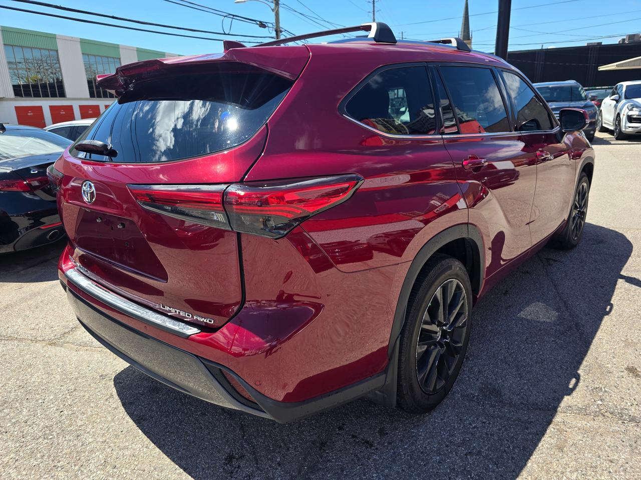 2020 Toyota Highlander LIMITED AWD Photo