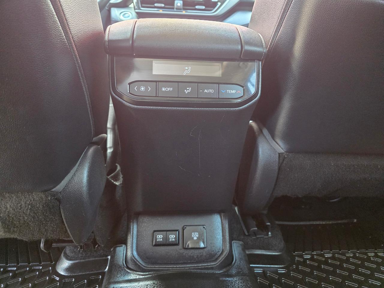 2020 Toyota Highlander LIMITED AWD Photo