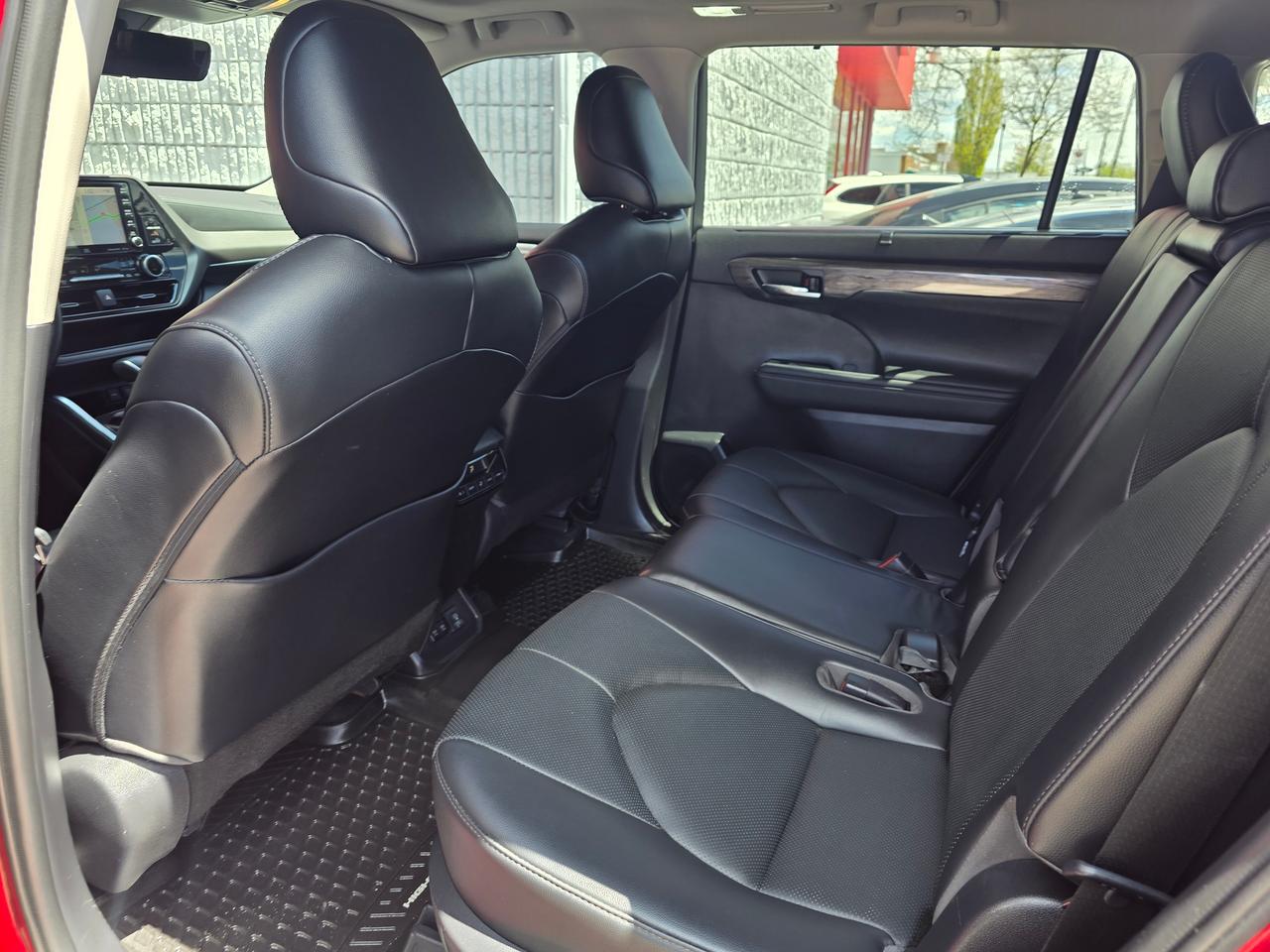 2020 Toyota Highlander LIMITED AWD Photo