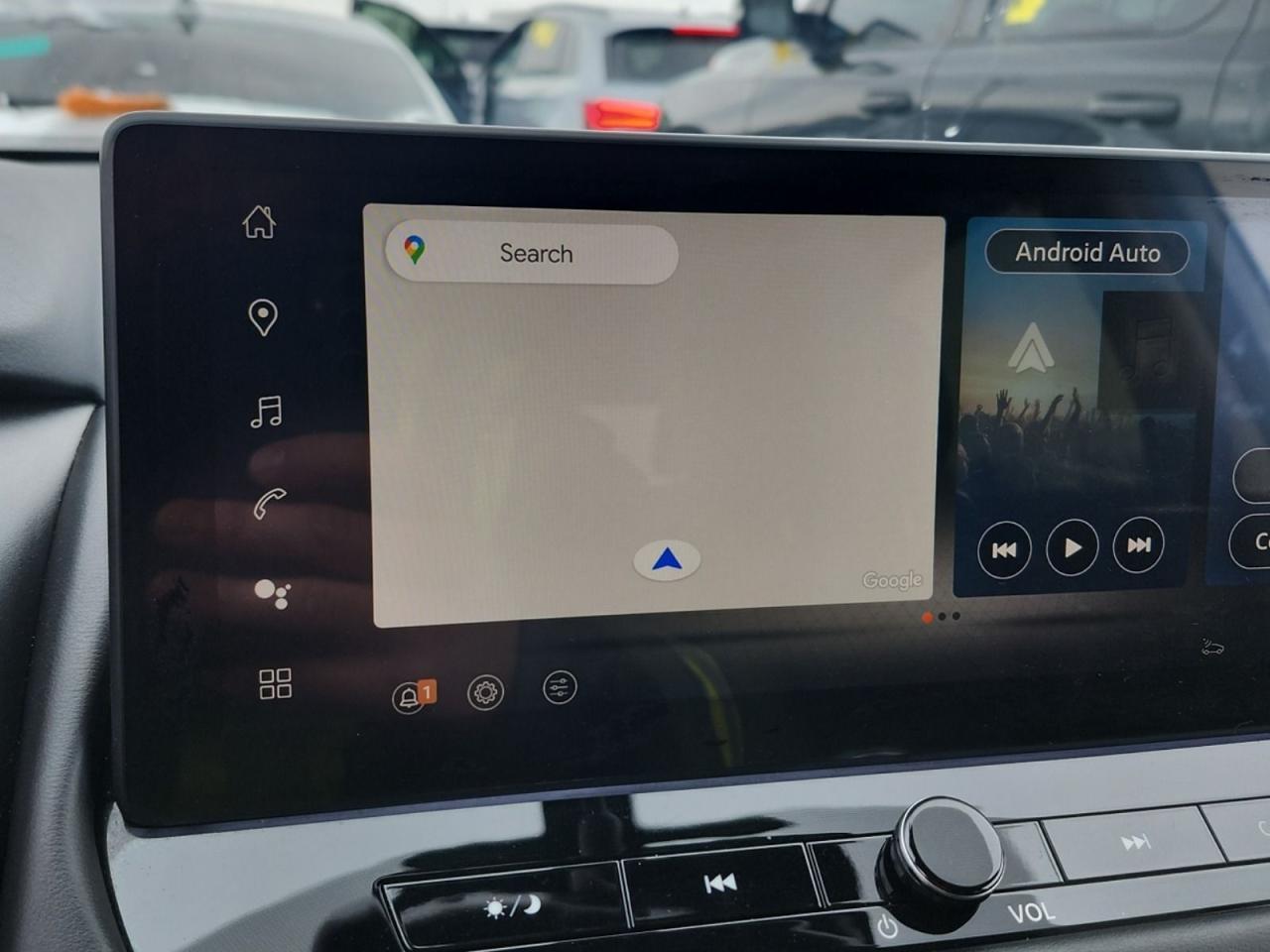 2024 Nissan Rogue SL Photo