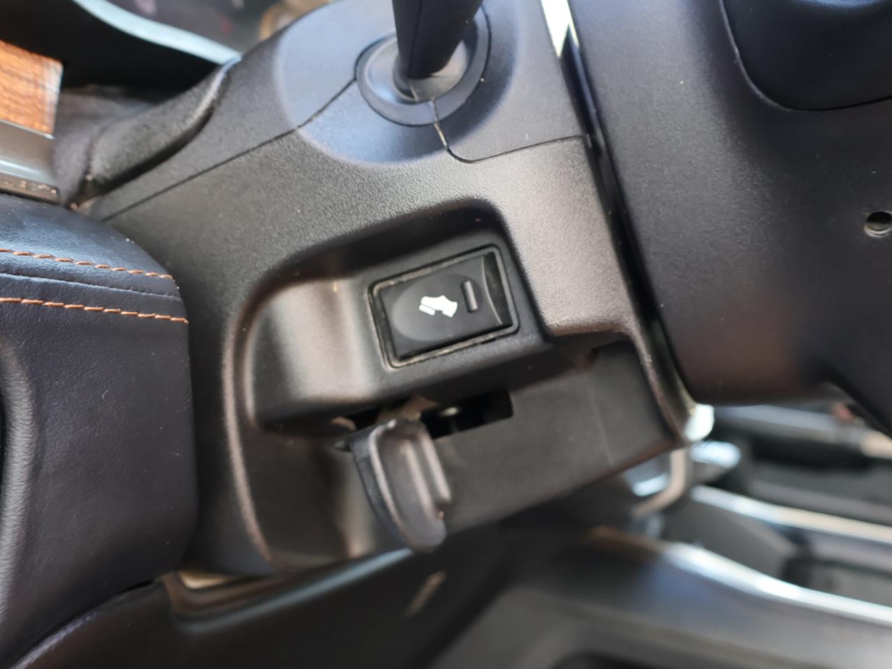 2019 RAM 3500 LARAMIE-LONGHORN DIESEL 4WD CERTIFIED *ACCIDENT FREE* CAMERA NAV BLUETOOTH LEATHER HEATED SEATS SUNROOF CRUISE ALLOYS Photo