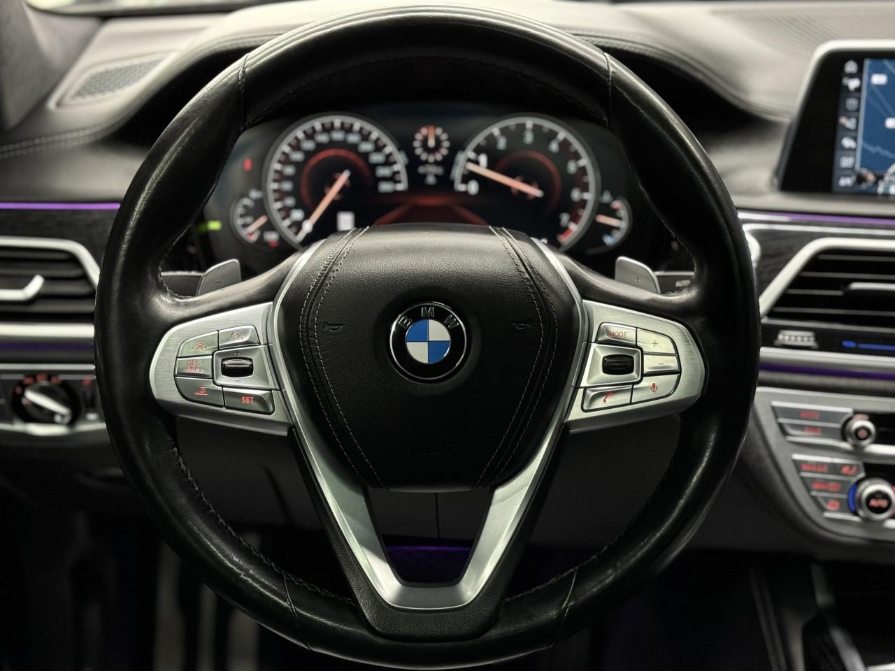 2017 BMW 750i M SPORT|NIGHT VIS|BSM|LKA|360CAM|HK SOUND|MASSAGE| Photo